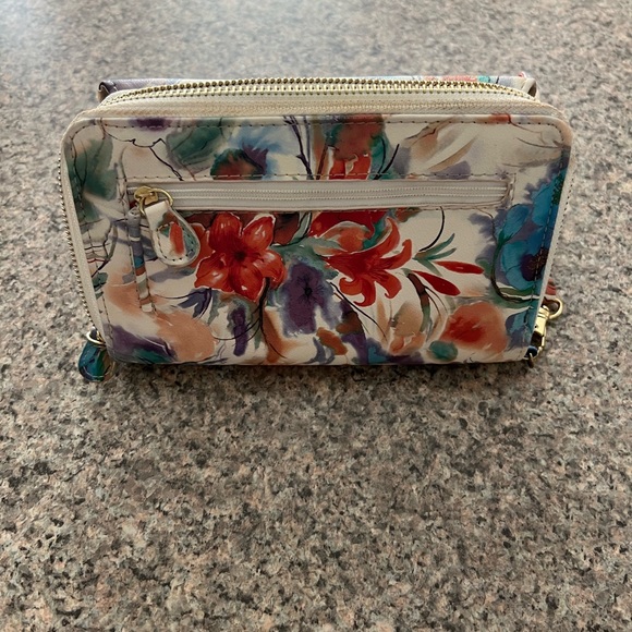 NWOT Mundi My Big Fat Wallet Wristlet - Picture 2 of 8